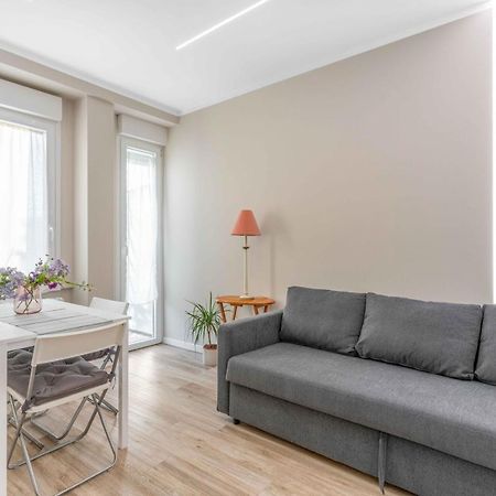 Ferienwohnung Bo13 -Crescenzago- Bright - Wifi - Elegant Mailand Exterior foto